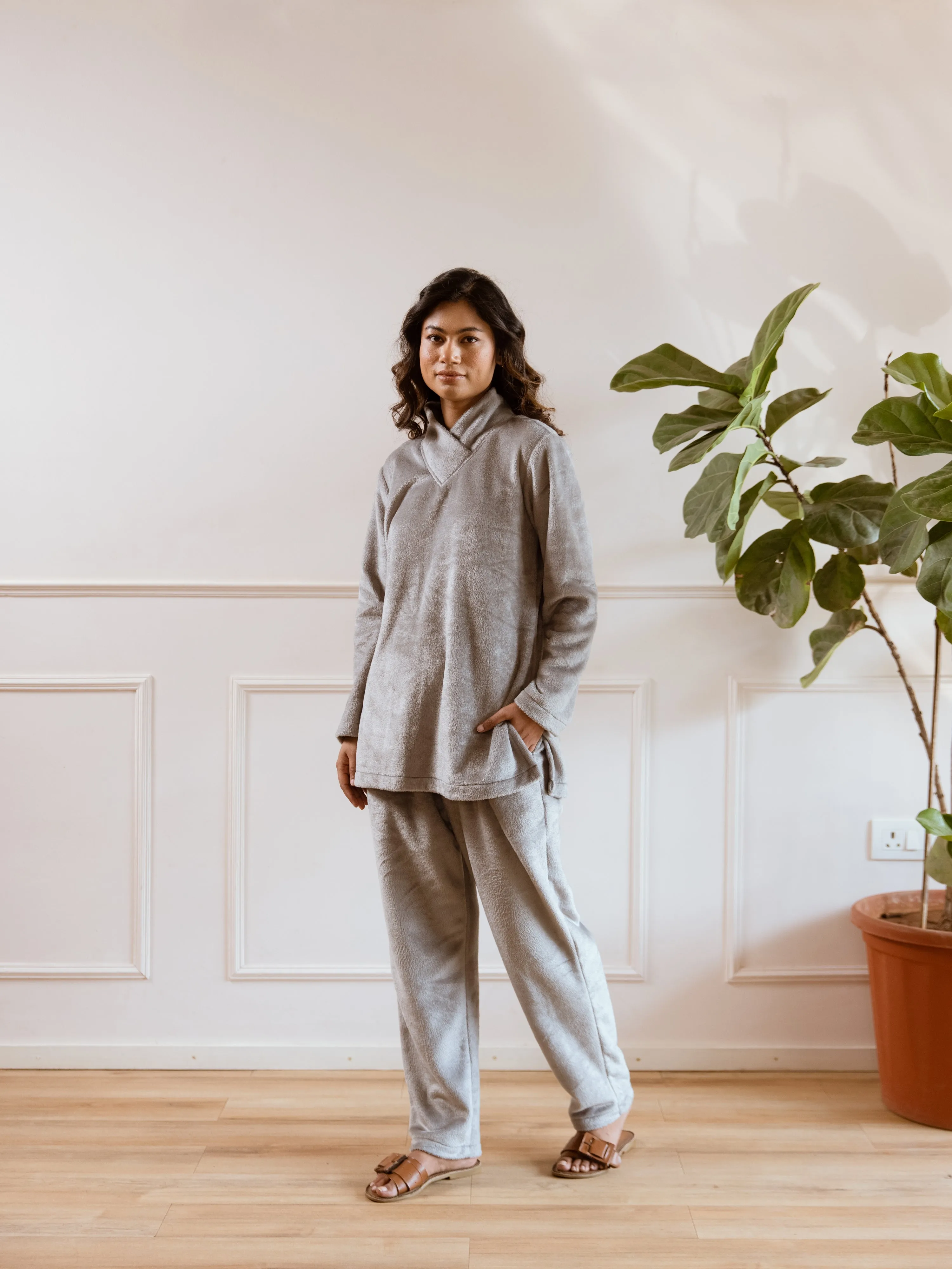Cross Neck Super Soft Grey Woollen Set