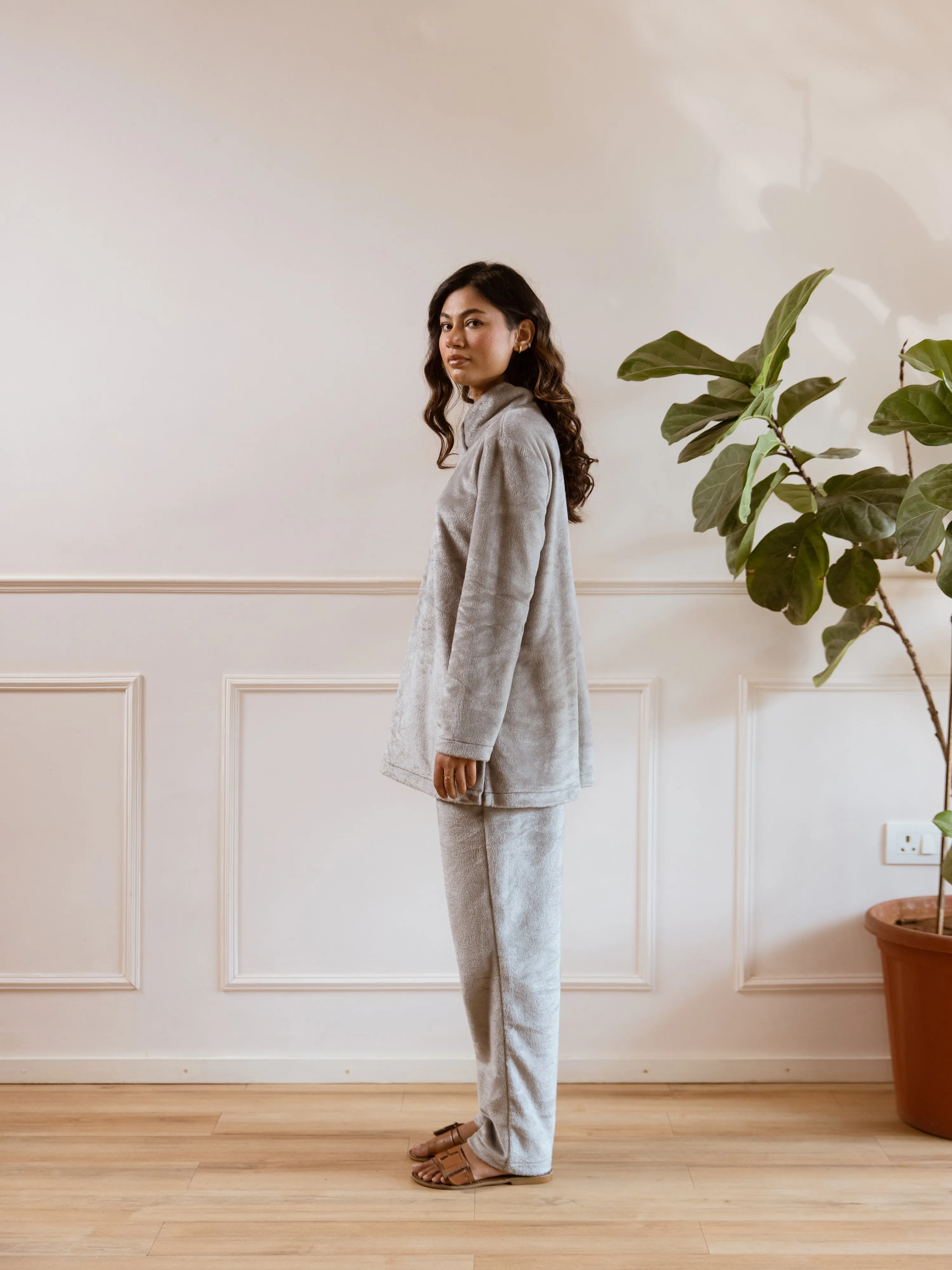 Cross Neck Super Soft Grey Woollen Set
