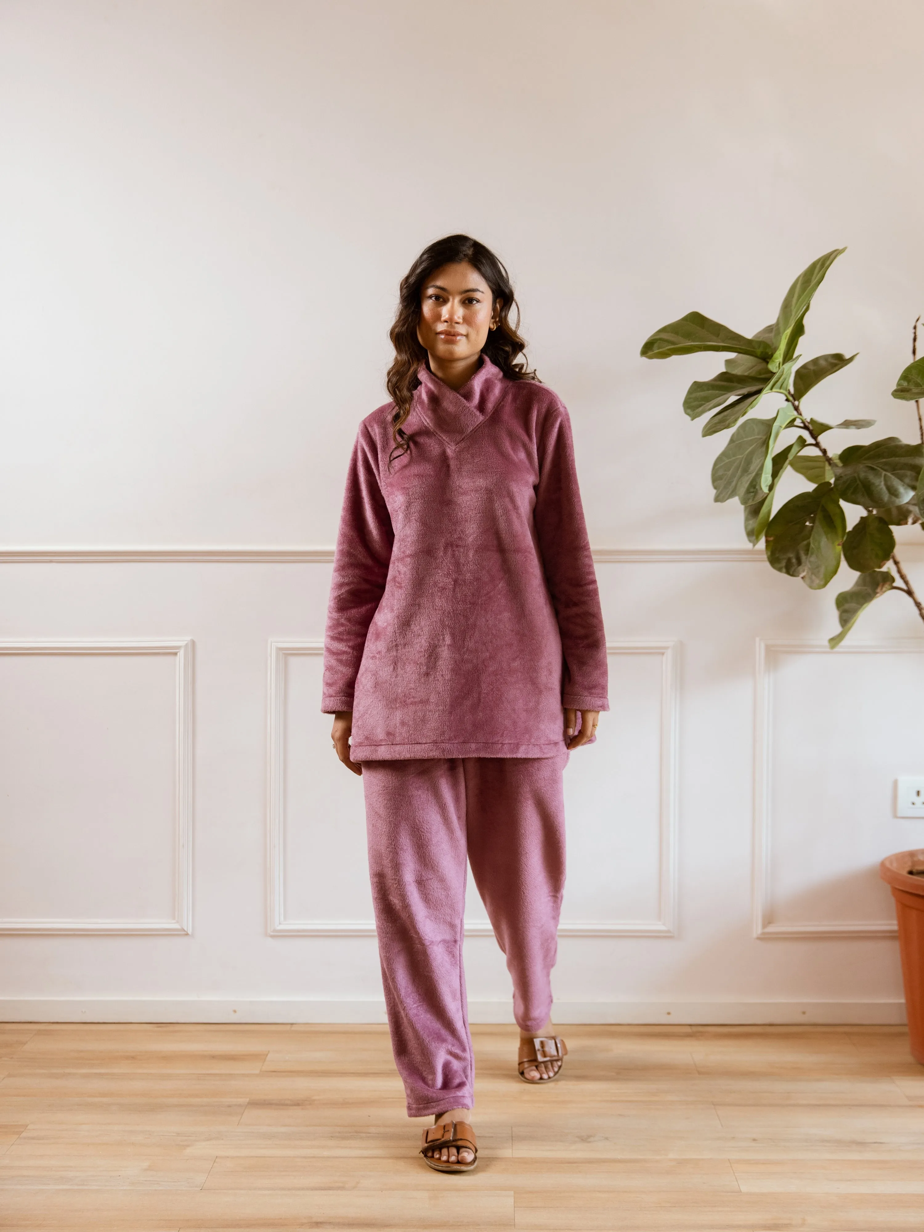Cross Neck Super Soft Purple Woollen Set
