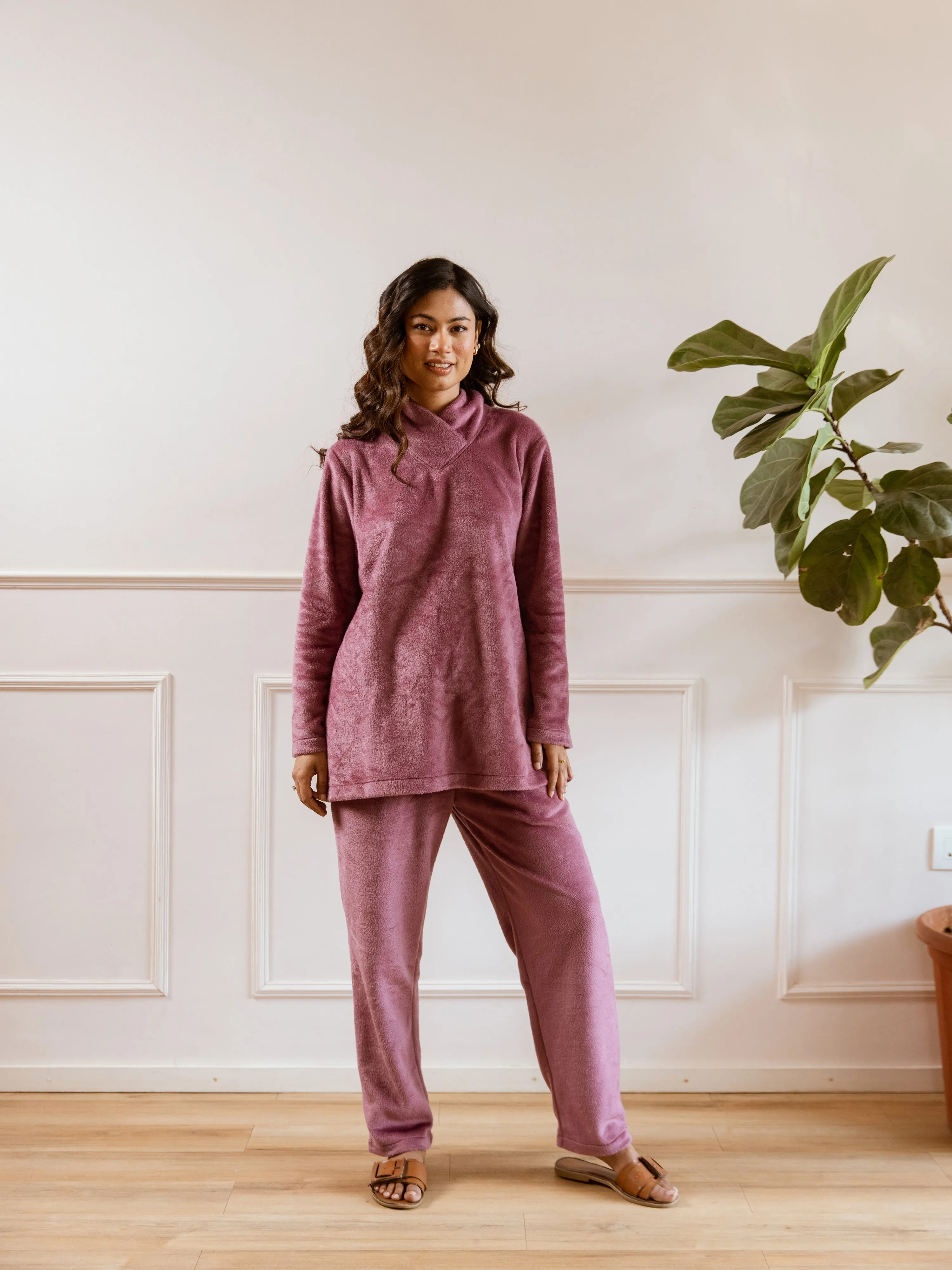 Cross Neck Super Soft Purple Woollen Set