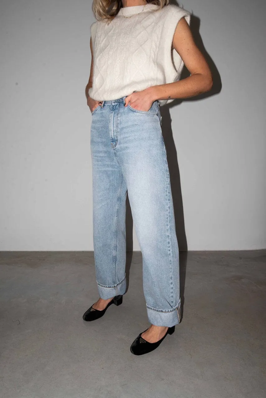 GEORGIA VEST IN IVORY