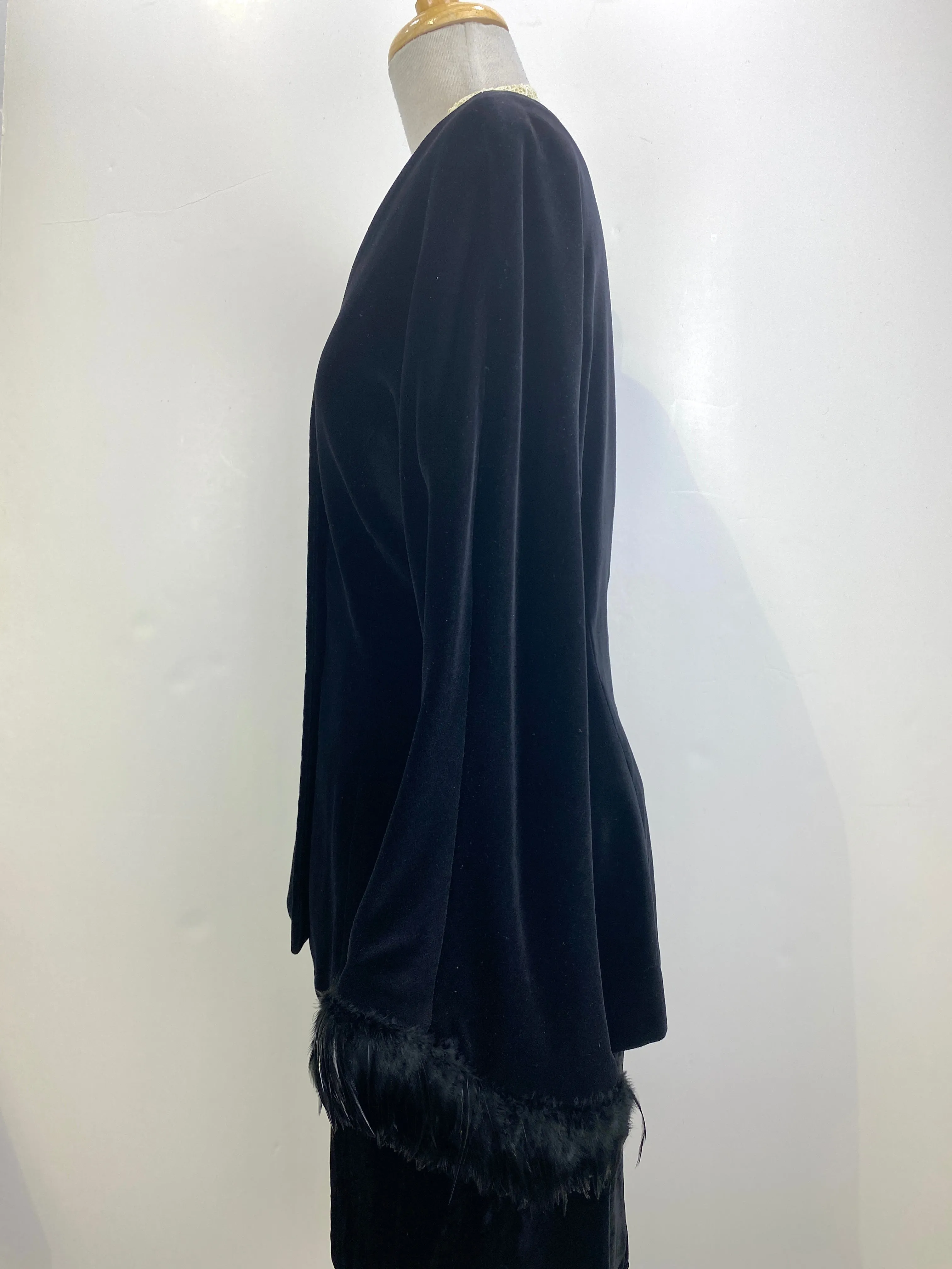 Vintage 1980s Women's Black Velvet Feather Trim Jacket, Myréne De PréMonville, Medium