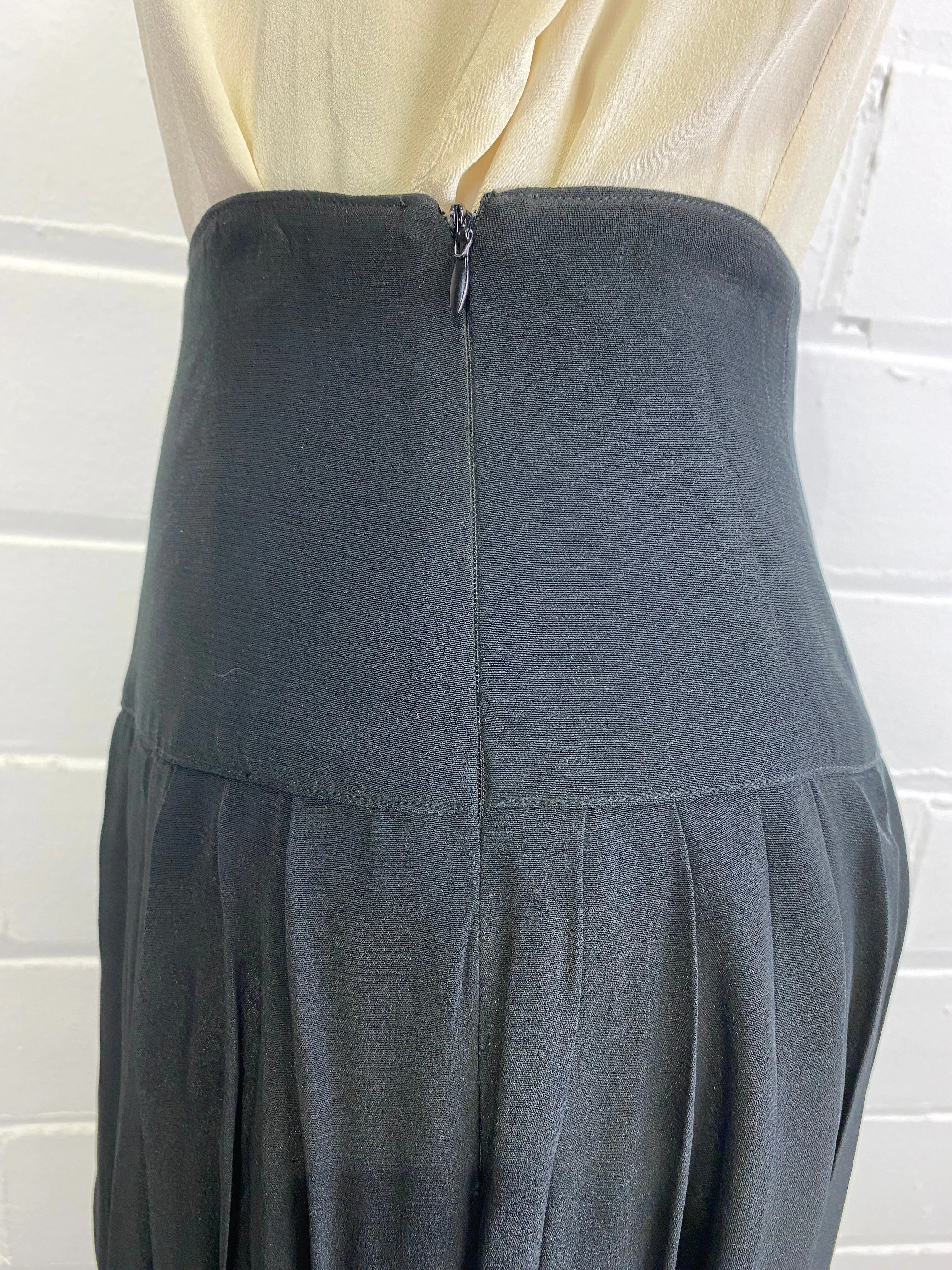 Vintage 1990s Black Pleated Designer Culottes, W30